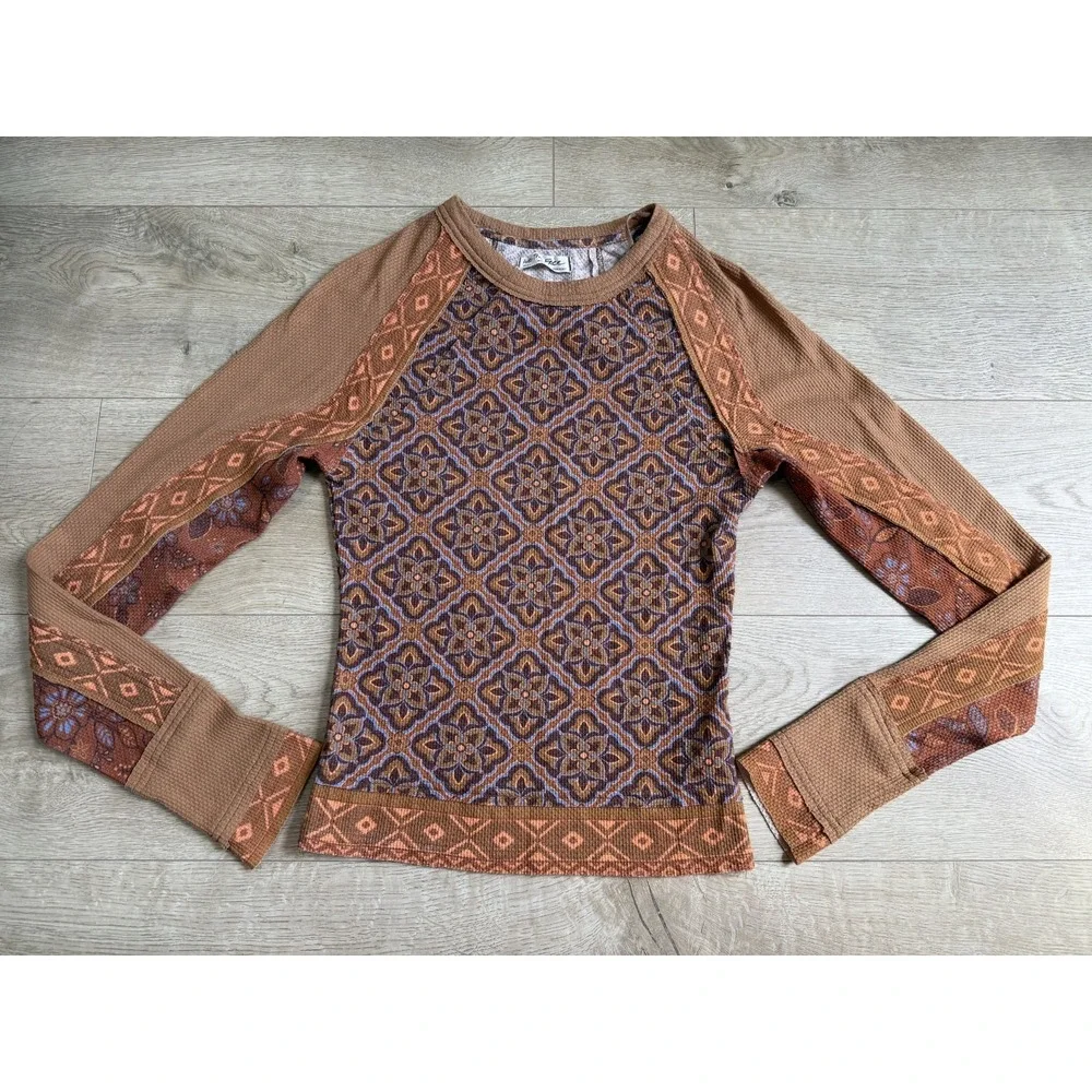 EUC Free People We The Free Geo Bliss Tee printed thermal brown boho size S